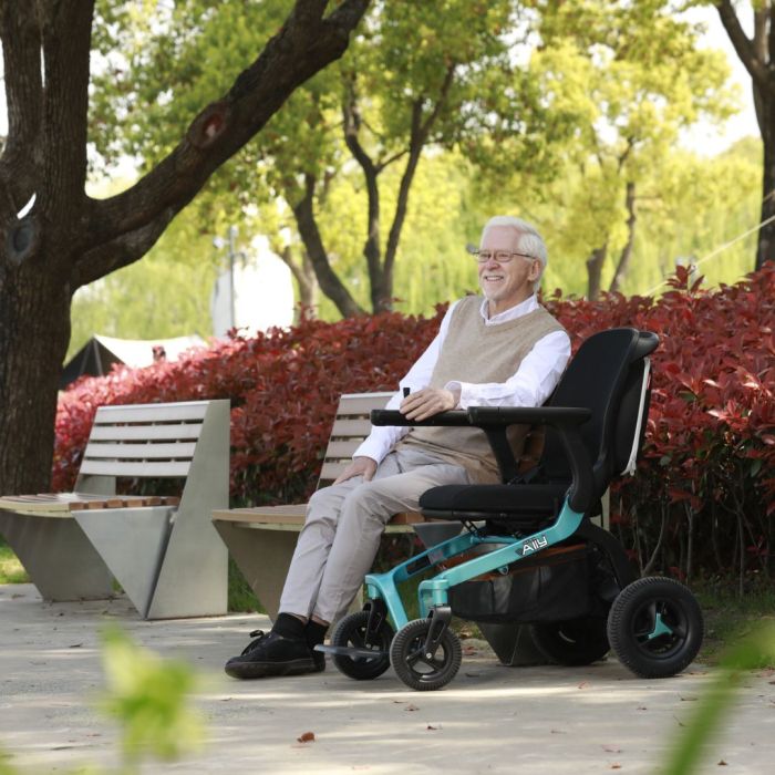 Golden Ally Power Chair| 1800wheelchair.com